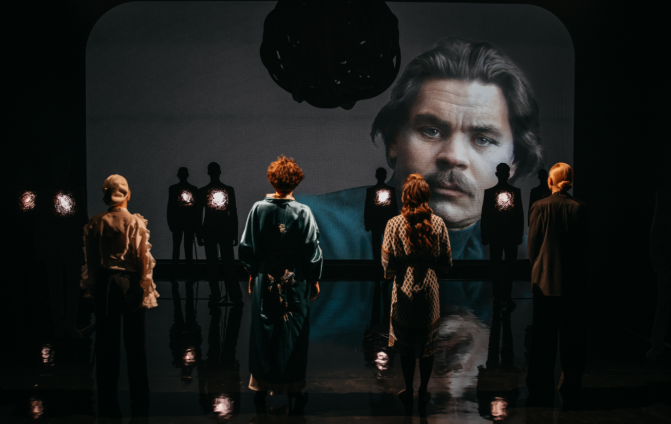 Горький. Любовь 