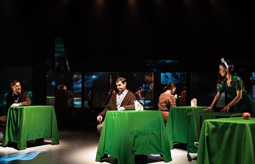 Прыг-скок, обвалился потолок