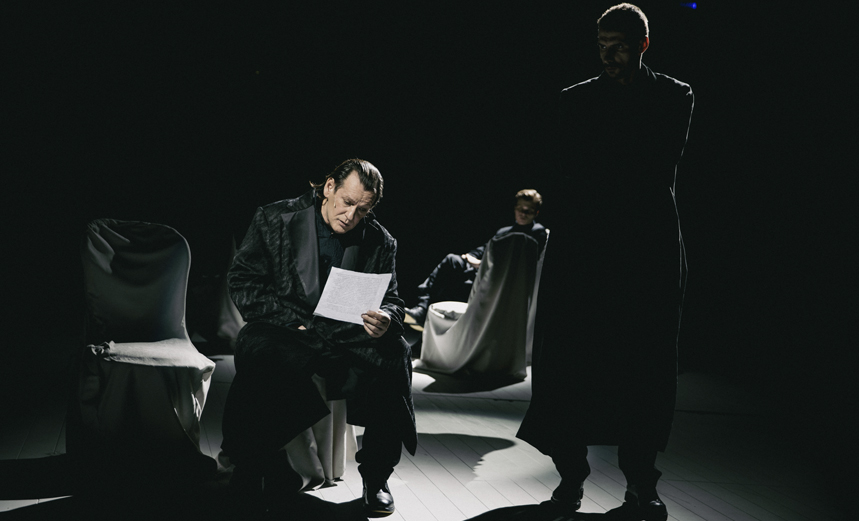 Каренина. Процесс