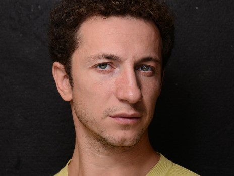 Роман Аптекарь