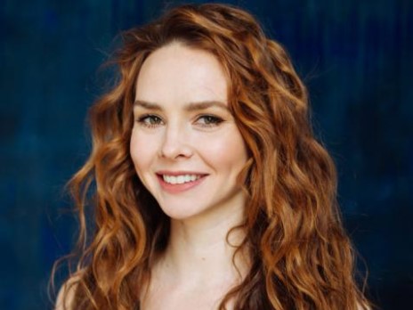 Елена Николаева