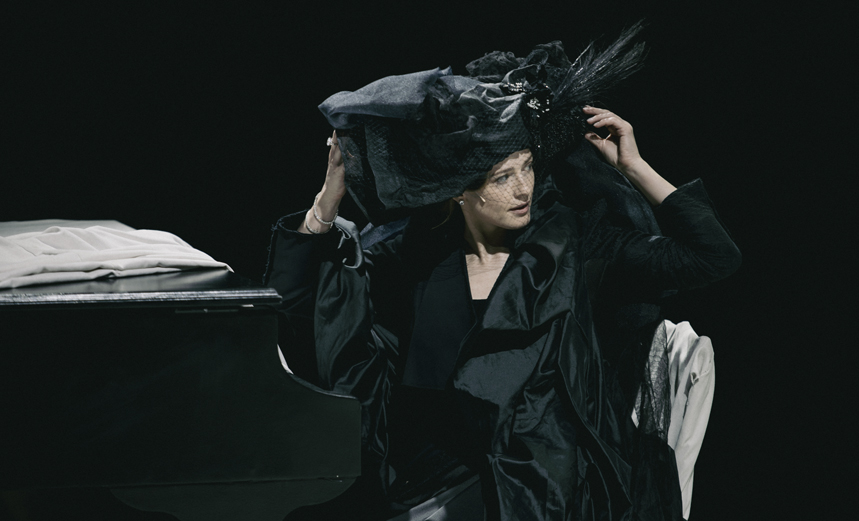 Каренина. Процесс